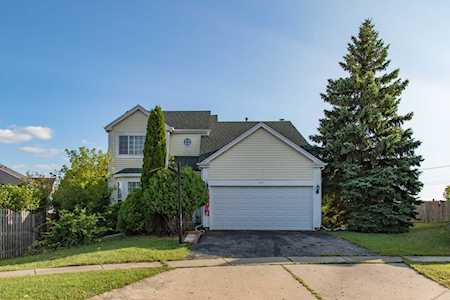 1641 Foxmoor Ct Mundelein, IL 60060
