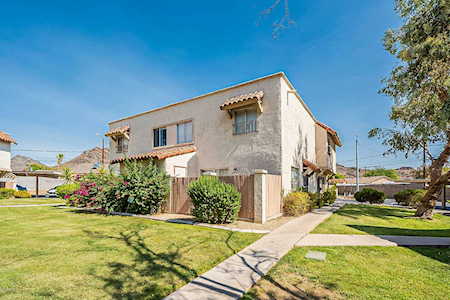 8805 N 12th Place Phoenix, AZ 85020