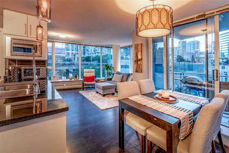 689 Abbott Street #508 Vancouver, BC V6B 0J2