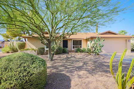 2 E Surrey Avenue Phoenix, AZ 85022