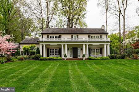 867 Canal Dr Mclean, VA 22102