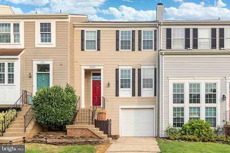 3633 Sweethorn Ct Fairfax, VA 22033