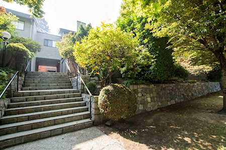 960 W 13th Avenue #16 Vancouver, BC V5Z 1P3