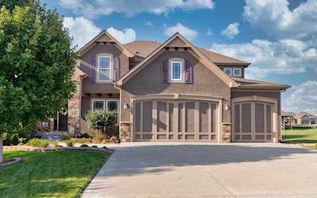 25008 W 77th St Shawnee, KS 66227