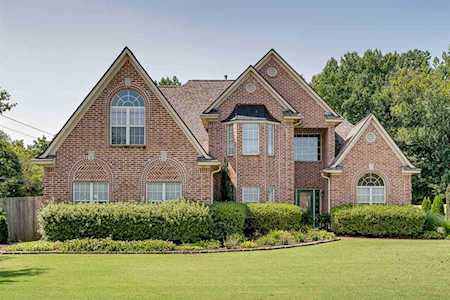 153 Walnut Gardens Dr Memphis, TN 38018