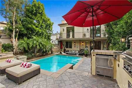 808 N Maria Avenue Redondo Beach, CA 90277