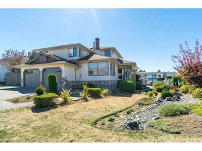 3323 Atwater Crescent Abbotsford, BC V2T 4L9
