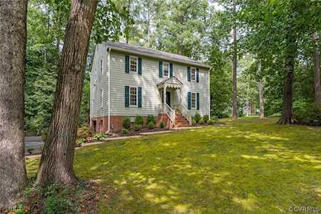 8800 Brown Summit Rd North Chesterfield, VA 23235