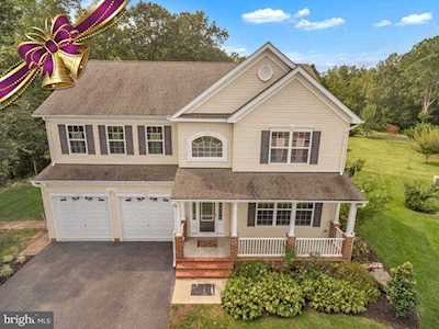 3718 Grace St Owings, MD 20736
