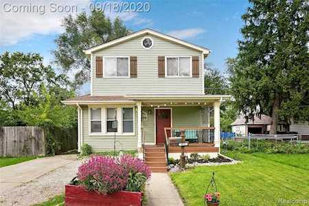 675 Jewell St Ferndale, MI 48220