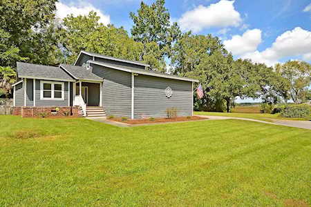 2337 Waring Hall Ln Charleston, SC 29414