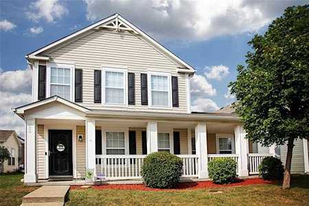 738 Chestnut Lane Brownsburg, IN 46112