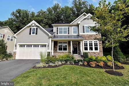 12879 Crouch Dr Fairfax, VA 22030