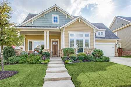 910 Crimson Road Lantana, TX 76226