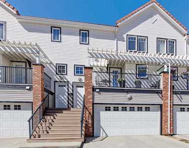 57 Royal Oak Plaza NW Calgary, AB T3G 0B3