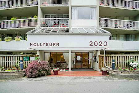 2020 Fullerton Avenue #604 North Vancouver, BC V5P 3G3