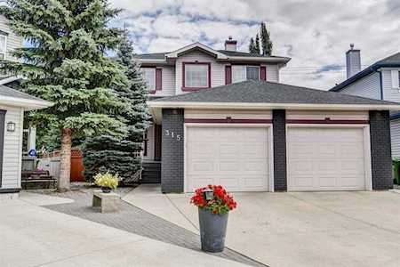315 Bridlecreek Green SW Calgary, AB T2Y 3P1