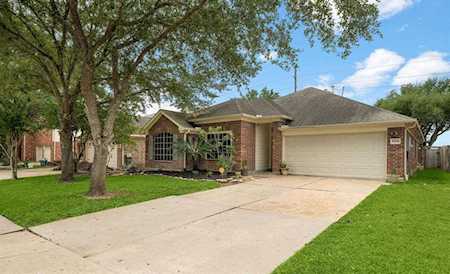 6818 Oakleaf Trail Ln Richmond, TX 77407