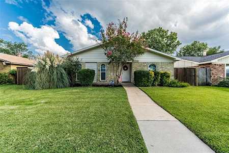 5044 Avery Lane The Colony, TX 75056