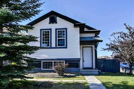 41 Coventry Gardens NE Calgary, AB T3K 5M9