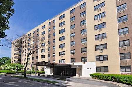 1085 Warburton Avenue #608 Yonkers, NY 10701