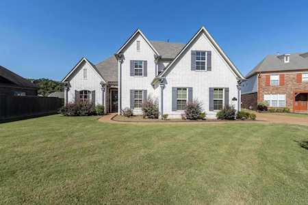 4721 N Ravencrest Cv Bartlett, TN 38135