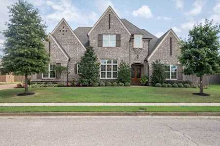 1378 Carmony Dr Collierville, TN 38017