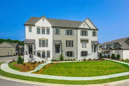 1956 Skyfall Circle Brookhaven, GA 30319