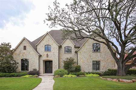 6422 Stefani Drive Dallas, TX 75225