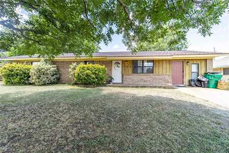114 Doublehorn Street Stephenville, TX 76401