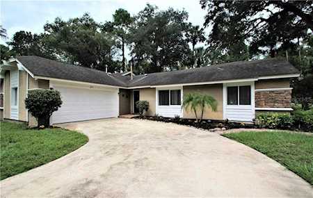 220 Oak Rd Winter Springs, FL 32708