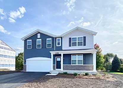 2498 Anna Maria Ln Yorkville, IL 60560