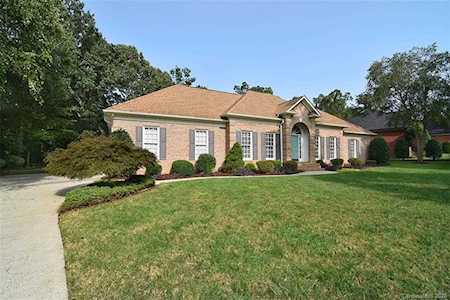4231 Shannamara Dr Matthews, NC 28104