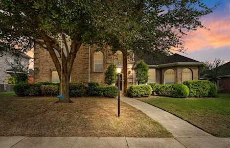 1312 Kenshire Court Allen, TX 75013