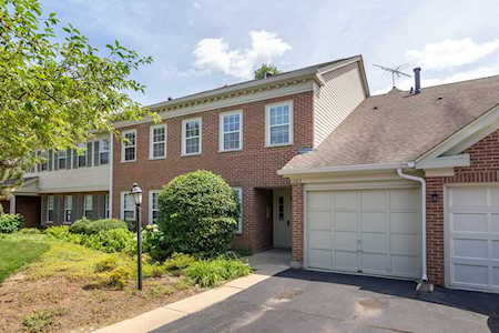 1602 Stratford Ct #C2 Wheeling, IL 60090