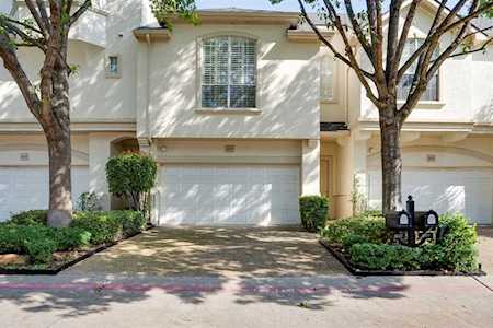 4117 Juliard Drive Addison, TX 75001