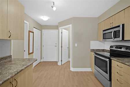 3423 E Hastings Street #203 Vancouver, BC V5K 2A5