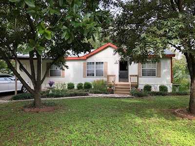 1614 Lands End Street Granbury, TX 76048