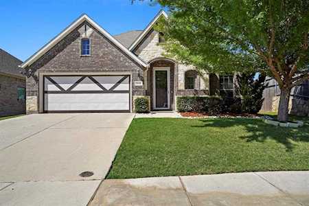 2616 Flowing Springs Drive Fort Worth, TX 76177