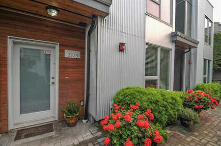 2223 Southside Drive Vancouver, BC V5P 0B2