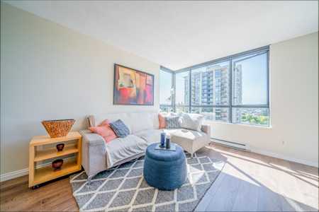 5288 Melbourne Street #1003 Vancouver, BC V5R 6E6