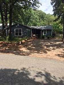 303 Denison Drive Pottsboro, TX 75076