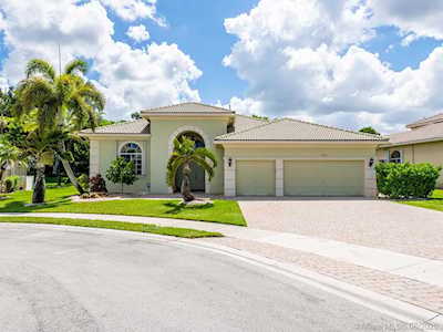 19003 SW 60th Ct Pembroke Pines, FL 33332