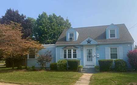 239 Windemere St Springfield, MA 01104