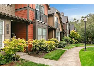 7161 NE Rocky Brook St Hillsboro, OR 97124