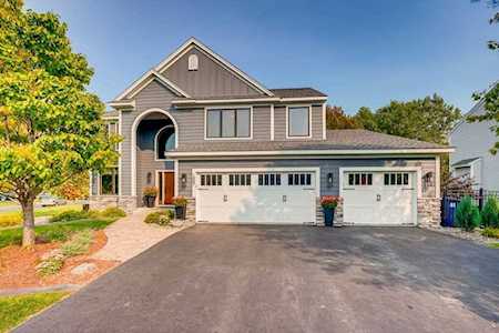 1007 Earley Lake Place Burnsville, MN 55306