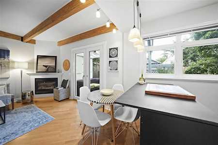 3483 W 8th Avenue Vancouver, BC V6R 1Y6