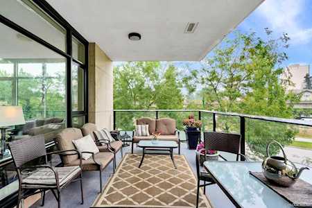 6168 Wilson Avenue #201 Burnaby, BC V5H 0B2