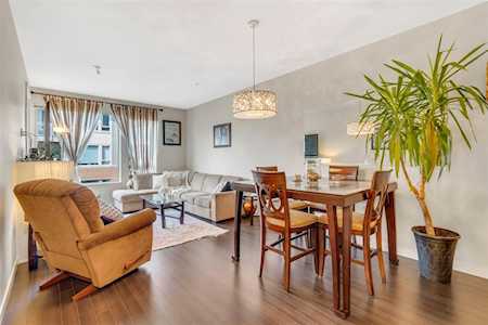 119 W 22nd Street #308 North Vancouver, BC V7M 0B4