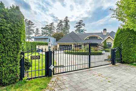 755 Glenwood Drive Delta, BC V4M 2J7